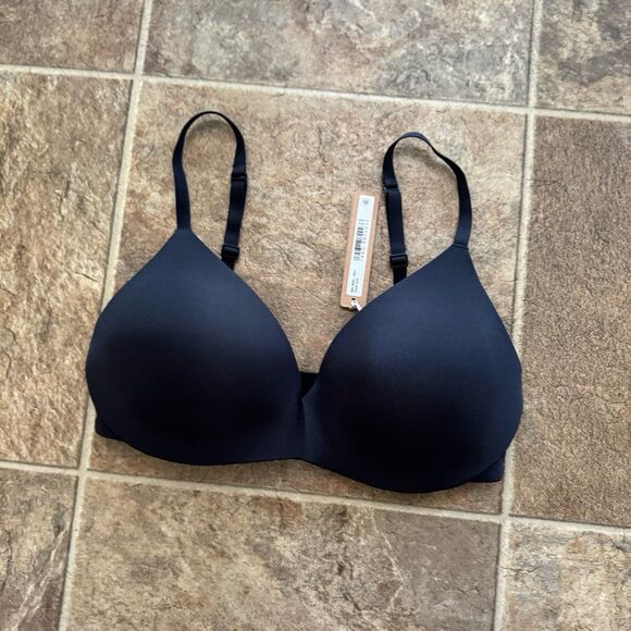 Skims Wireless Form Pushup Plunge Bra Onyx Size 32D - Picture 3 of 9